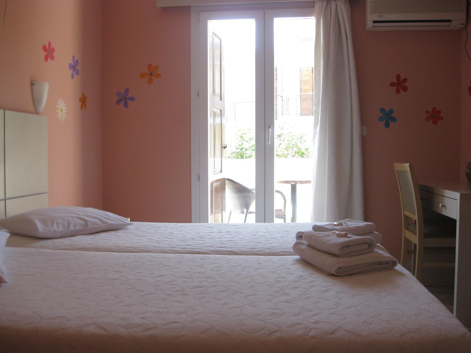 סאמוס Virginia Hotel מראה חיצוני תמונה