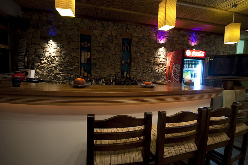 סאמוס Virginia Hotel מראה חיצוני תמונה